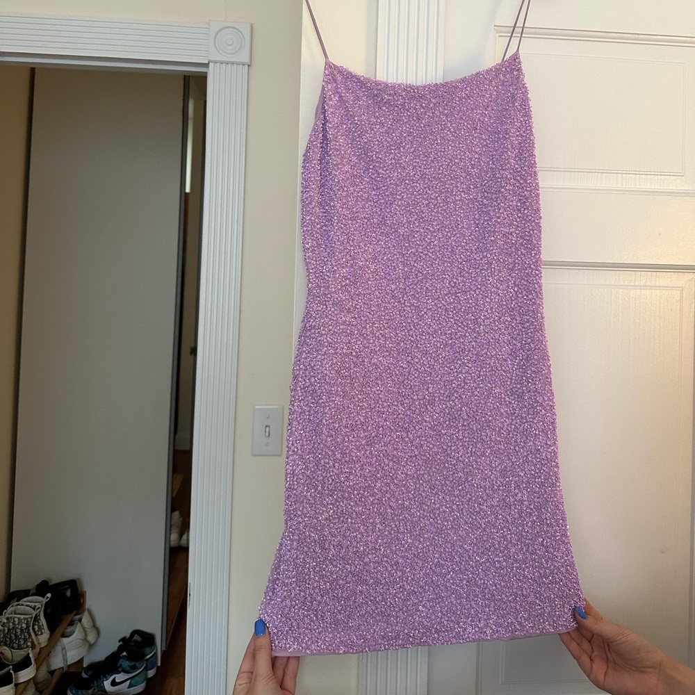 BEAUTIFUL Alice + Olivia purple sequin mini dress